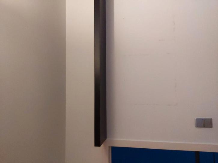 Wandschap zwevend zwart Ikea Lack, Doe-het-zelf en Bouw, Platen en Panelen, Zo goed als nieuw, Ophalen