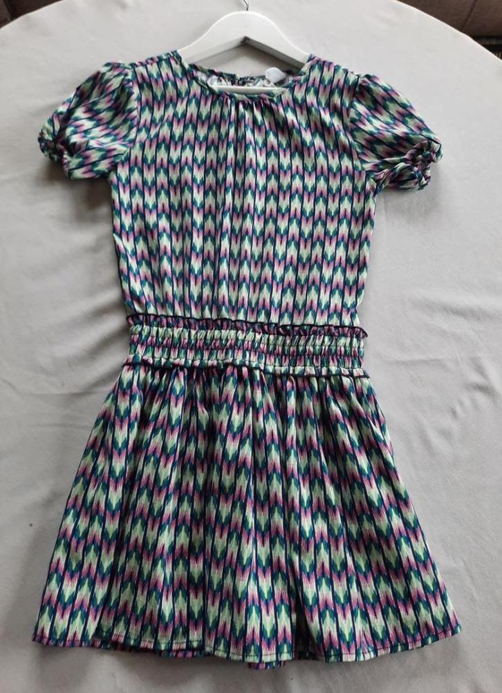 Meisjes – Kleedjes Maat 122     12 euro/stuk, Kinderen en Baby's, Kinderkleding | Maat 122, Zo goed als nieuw, Meisje, Jurk of Rok