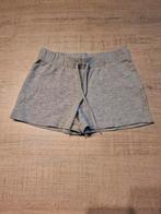 Grijs shortje blue queen maat 116 (gratis), Kinderen en Baby's, Broek, Gebruikt, Meisje, Ophalen of Verzenden