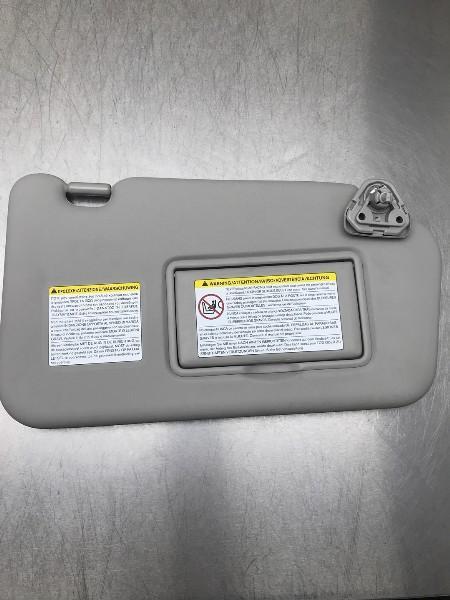 ZONNEKLEP Nissan Juke (F15) (01-2010/12-2019), Auto-onderdelen, Interieur en Bekleding, Nissan, Gebruikt
