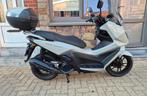 KYMCO SKYTOWN 125, Fietsen en Brommers, Ophalen, Zo goed als nieuw