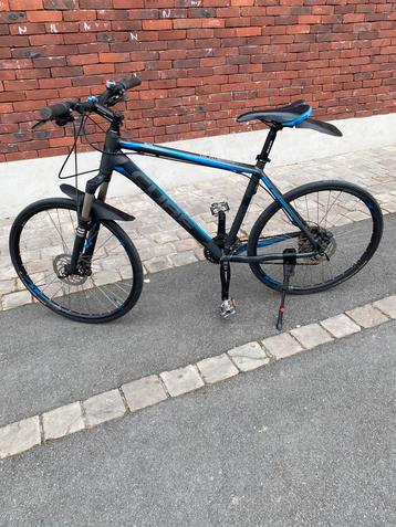 MTB CUBE ACID 26 inch 30 V schijfremmen. beschikbaar voor biedingen