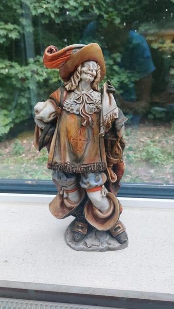Mousquetaire en porcelaine, Enlèvement