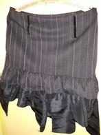 1 jupe noir taille L 1 jupe  en jean laille M 12euro pieces, Vêtements | Femmes, Vêtements Femmes Autre, Comme neuf, Enlèvement