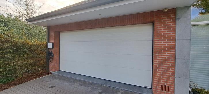 Witte sectionale garage poort, b 4,5m h 2,15m, Doe-het-zelf en Bouw, Rolluiken, Gebruikt, 200 cm of meer, 200 cm of meer, Wit
