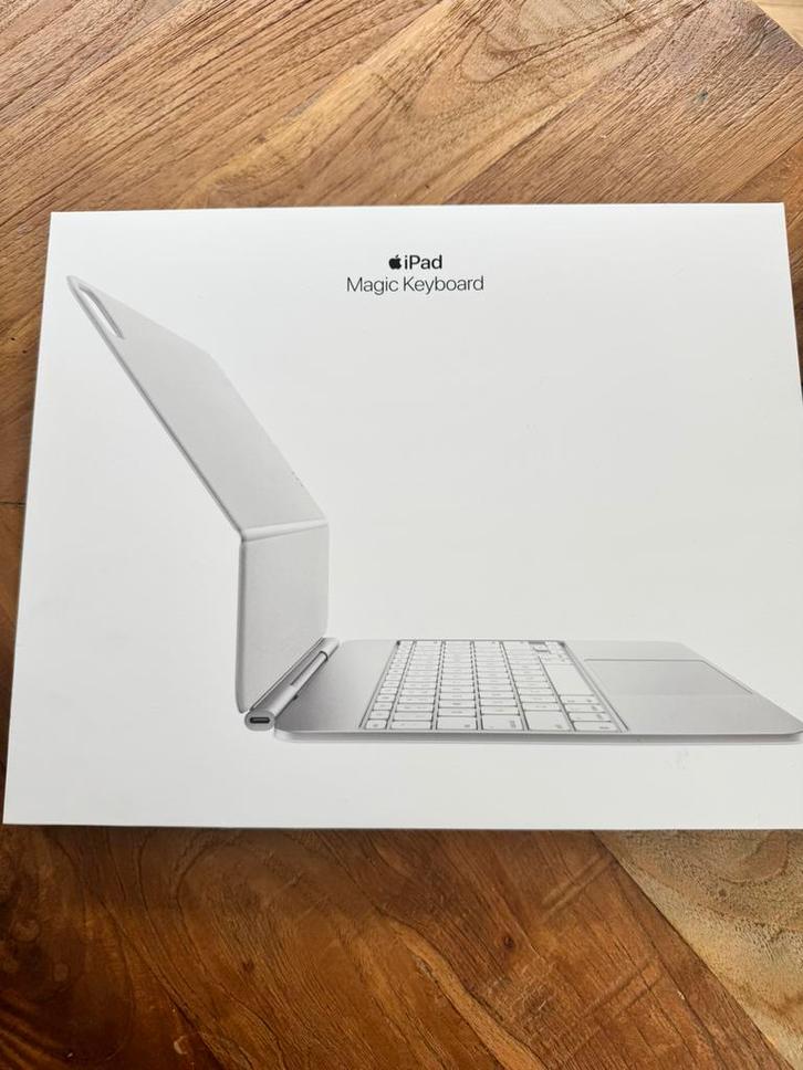 Clavier iPad Magic Keyboard iPad Pro 13 inch, Informatique & Logiciels, Housses pour tablettes, Neuf, Protection faces avant et arrière