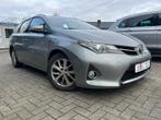 Toyota Auris 1.4d 2015 airco gps, Auto's, Adaptieve lichten, Euro 5, Stof, 1398 cc