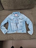Meisjes jeans jas maat 134 als nieuw, Enlèvement ou Envoi, Comme neuf, Fille, Manteau