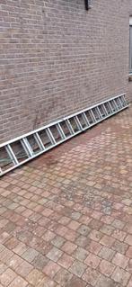 Uitschuifbare ladder 10 meter, Doe-het-zelf en Bouw, Ladders en Trappen, Ophalen, Gebruikt, Ladder