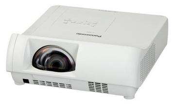 Panasonic PT-TW230E short throw beschikbaar voor biedingen