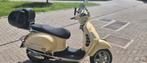 Vespa Piaggio gts 125cc, Fietsen en Brommers, Ophalen, Zo goed als nieuw