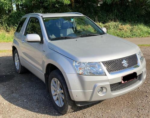 Suzuki grand vitara 4x4 158700 km full options, Autos, Suzuki, Particulier, Grand Vitara, 4x4, Diesel, Euro 4, SUV ou Tout-terrain