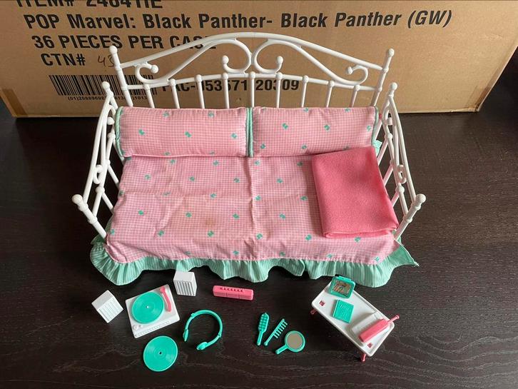 Vintage Barbie Maxie Day Dream Bed zetelbed 1988, Verzamelen, Poppenhuizen en Toebehoren, Gebruikt, Gebruiksvoorwerp, Ophalen of Verzenden