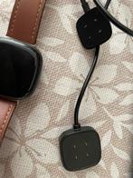 Fitbit 4, Handtassen en Accessoires, Smartwatches, Ophalen, Zwart, Conditie, Zo goed als nieuw