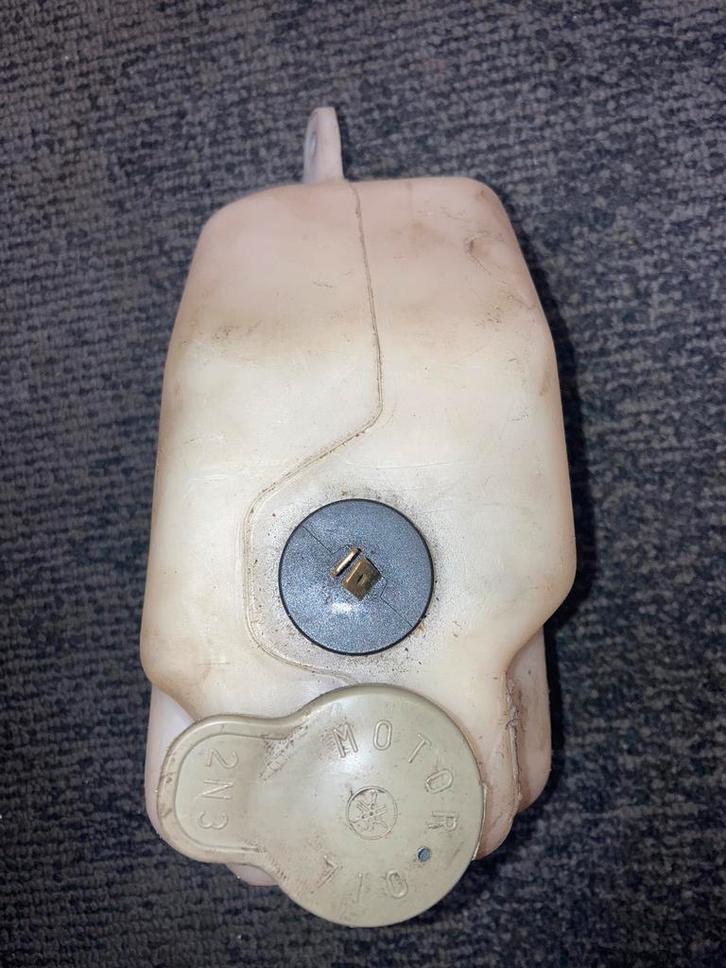 Reservoir d’huile spirit 1, Fietsen en Brommers, Brommeronderdelen | Scooters, Gebruikt, Yamaha, Tank, Ophalen of Verzenden