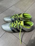 Voetbalschoenen adidas, Sport en Fitness, Ophalen, Gebruikt, Schoenen
