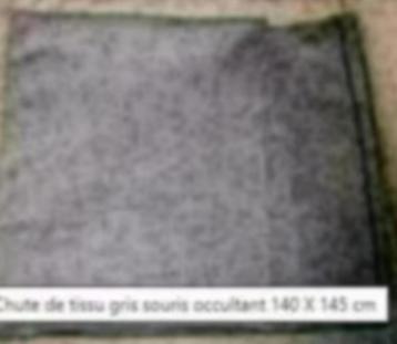 Chute de tissu gris souris occultant 140 X 145 cm