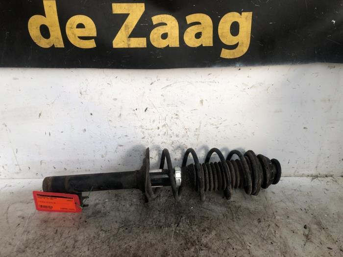 Schokdemperpoot links-voor van een Peugeot 107, Auto-onderdelen, Ophanging en Onderstel, Peugeot, Gebruikt, 3 maanden garantie