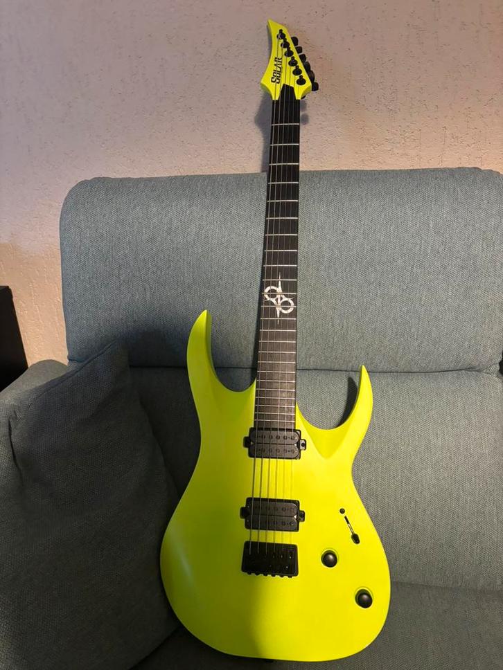 Solar, Musique & Instruments, Instruments à corde | Guitares | Électriques, Comme neuf, Enlèvement