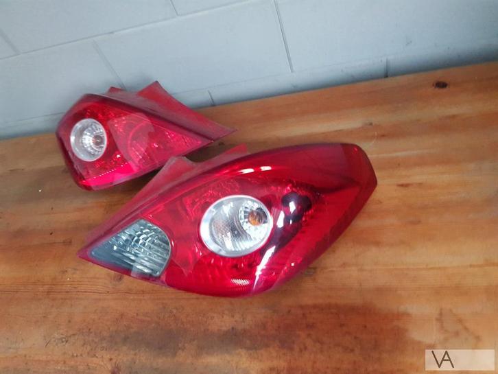Opel Corsa D 2006 - 2013 3 deurs achterlicht rechts €25, Auto-onderdelen, Verlichting, Opel, Gebruikt, Ophalen of Verzenden