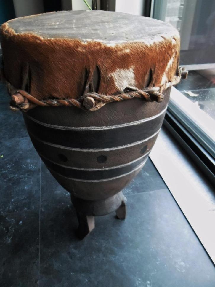 Authentieke Afrikaanse drum diameter 28cm-H50cm, Muziek en Instrumenten, Percussie, Nieuw, Ophalen of Verzenden