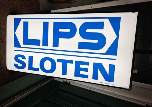 Grote en dubbelzijdige lichtbak reclame Lips Sloten🔐🔑, Verzamelen, Merken en Reclamevoorwerpen, Gebruikt, Lichtbak of (neon) lamp