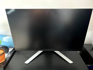 Ecran 27 pouces Aleinware 240 Hz disponible aux enchères