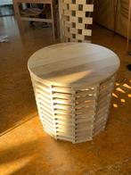 Nieuwe design bijzettafel in eik, Huis en Inrichting, Modern design, Rond, Nieuw, Hout