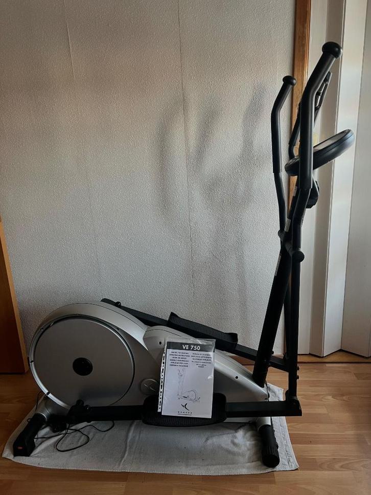 DOMYOS VE 750 CROSSTRAINER, Sport en Fitness, Fitnessapparatuur, Zo goed als nieuw, Crosstrainer, Metaal, Ophalen