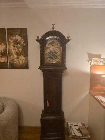 Antieke Staande Klok 220cm hoog, 58 cm breed. beschikbaar voor biedingen