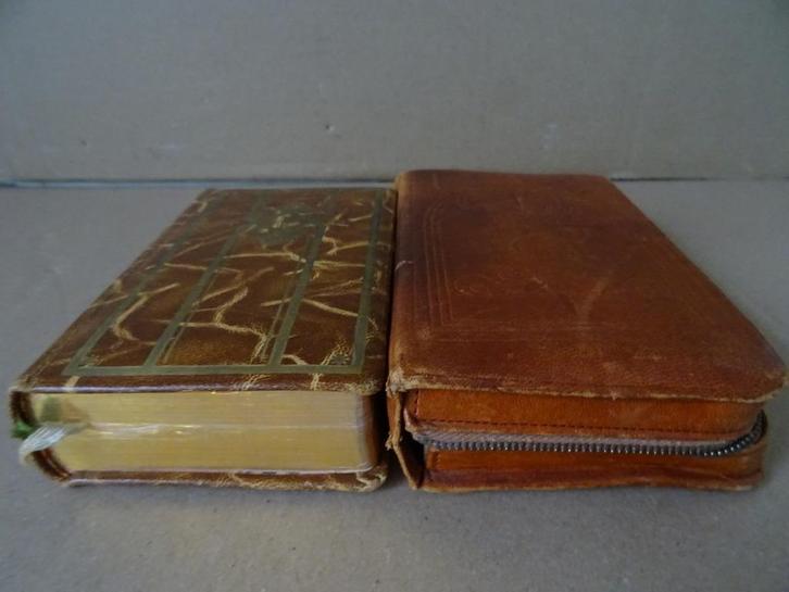 Verguld Frans missaal Missel vespéral No238 Ongelezen 1959, Boeken, Godsdienst en Theologie, Zo goed als nieuw, Christendom | Katholiek