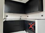 Kleine zwart uitgeruste keuken, Ophalen, Zwart, Hoekkeuken, Greeploos