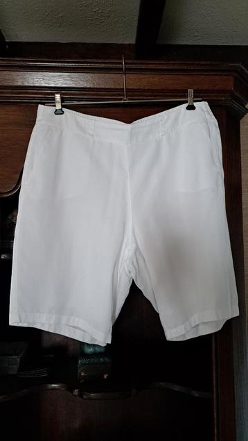 taifun witte bermuda gevoerd 46/48???zie tekst  beschikbaar voor biedingen