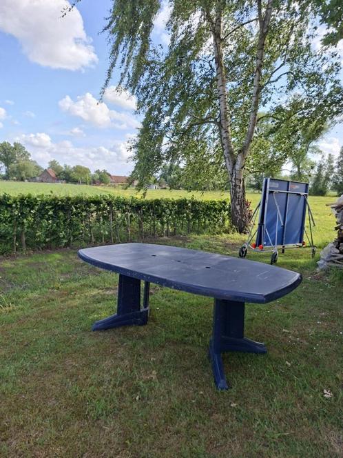 Tuintafel in plastiek, Tuin en Terras, Tuintafels, Gebruikt, Ovaal, Plastic, Ophalen