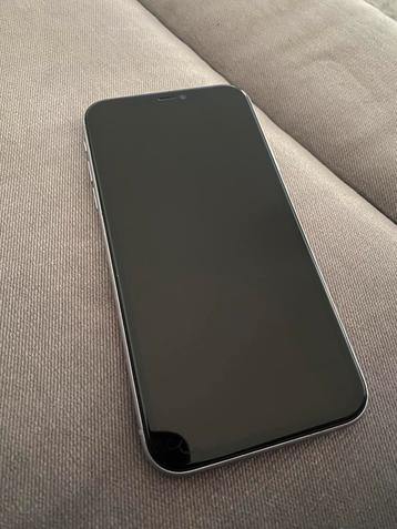 iphone 11 zo goed als nieuw. 