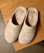 Pantoffels Shepherd - grijs/beige - maat 38, Neuf, Enlèvement ou Envoi, Beige, Pantoufles
