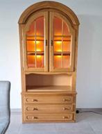 Vitrinekast in lichte eik, Huis en Inrichting, Kasten | Vitrinekasten, Ophalen