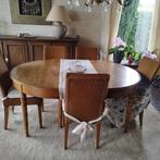 Antieken tafel met stoelen, Ophalen