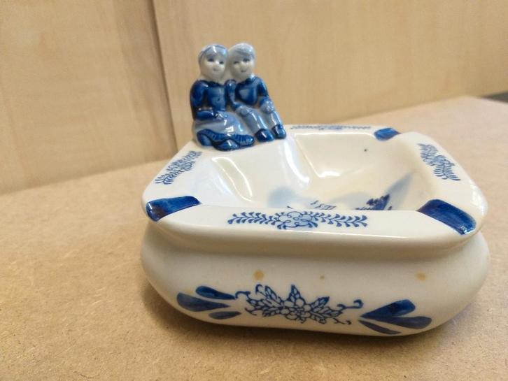 Asbak om te verzamelen, Verzamelen, Rookartikelen, Aanstekers en Luciferdoosjes, Asbak, Ophalen of Verzenden