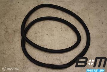 Linker achterdeur rubber carrosseriezijde Audi A1 8X4833721 beschikbaar voor biedingen