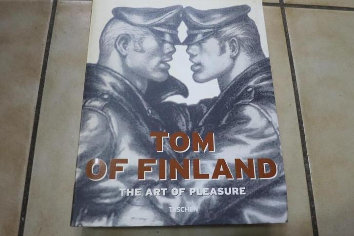 TOM OF FINLAND Livre de BD Homo-érotique, Boeken, Stripverhalen, Zo goed als nieuw, Eén stripboek, Ophalen of Verzenden