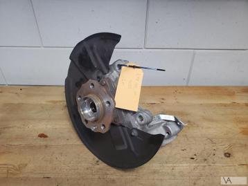 Lynk & co 01 2020 - 2024 fusee wiellager linksvoor €200 beschikbaar voor biedingen