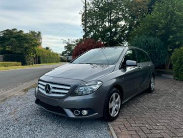 Mercedes B180i Benzine Euro 5/Vol Leder/Navi/Airco/GEKEURD beschikbaar voor biedingen