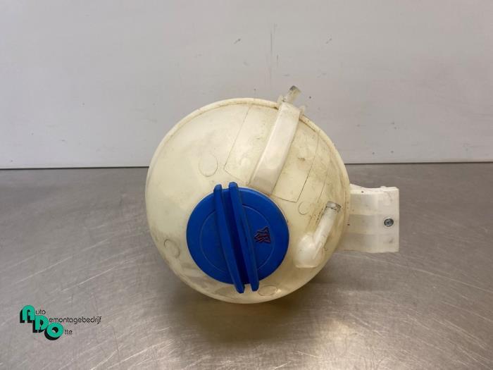 Réservoir d'expansion d'un Volkswagen Crafter (Crafter 06-), Autos : Pièces & Accessoires, Autres pièces automobiles, Volkswagen