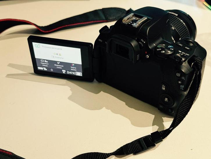 Canon Rebel sl3(250d), Audio, Tv en Foto, Fotocamera's Digitaal, Zo goed als nieuw, Compact, Canon, Ophalen