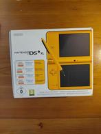 Nintendo DSI XL gele hack in doos, Games en Spelcomputers, Ophalen of Verzenden, Gebruikt, Geel, Dsi