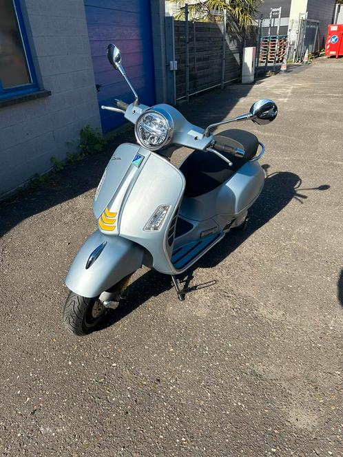 VESPA 125 cc GTS SUPER IT, Motoren, Motoren | Piaggio, Particulier, Ophalen