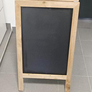  2 Krijtborden  beschikbaar voor biedingen