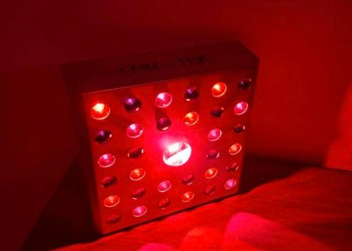 Roodlicht Therapie - EMR-TEK Firewave Pro (300 watts), Sport en Fitness, Overige Sport en Fitness, Ophalen of Verzenden