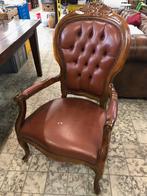 Fauteuil Chesterfield ancien en parfait état, Enlèvement